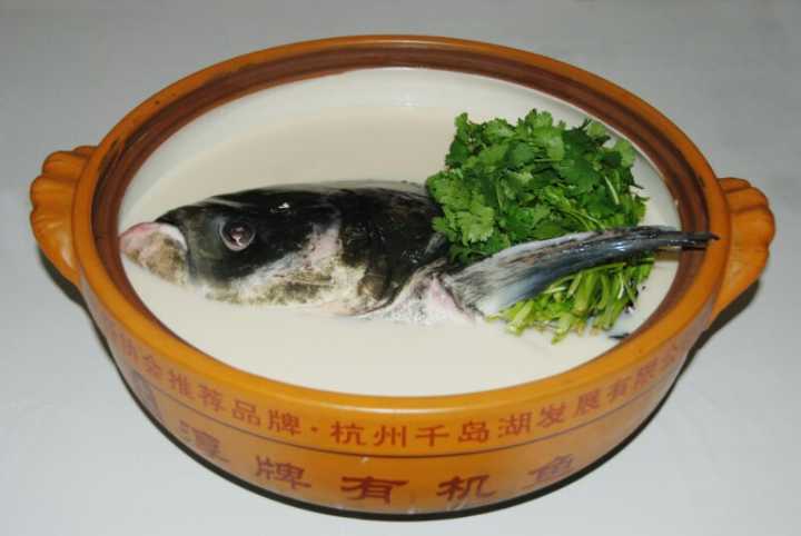 最好吃的千岛湖鱼头店,一月卖出3000公斤